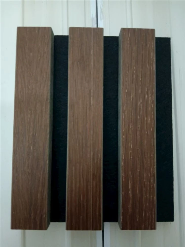 Sain-Panel Amsugno: Inswleiddio Gwres, Arbed Ynni